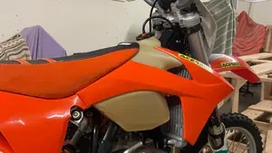 KTM 125 EXC (2012)  (3)