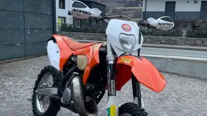 KTM 125 EXC (2012)  (8)