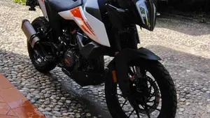 KTM 390 Adventure (2021)  (3)