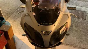 Kawasaki Ninja 900 ZX-9R (2002 - 05)  (2)