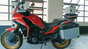 Moto Morini X-Cape 650 Gold Wheels Edition (2022 - 26)  (2)