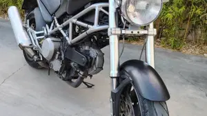 Ducati Monster 620 Dark (2003 - 06) 