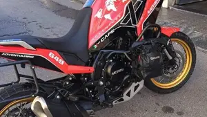 Moto Morini X-Cape 650 Gold Wheels Edition (2022 - 26) 