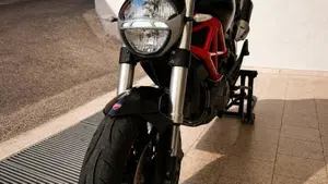 Ducati Monster 796 (2010 - 13) 