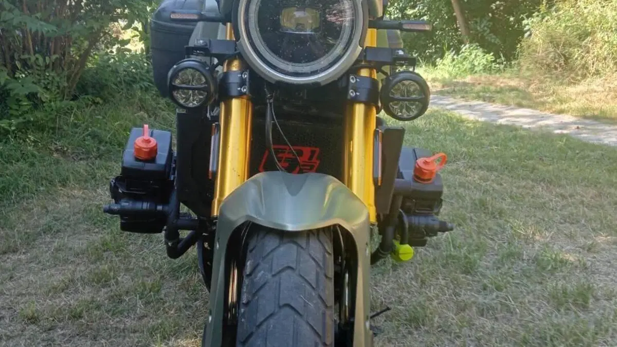 Moto Morini SEIEMMEZZO SCR (2022 - 26) 