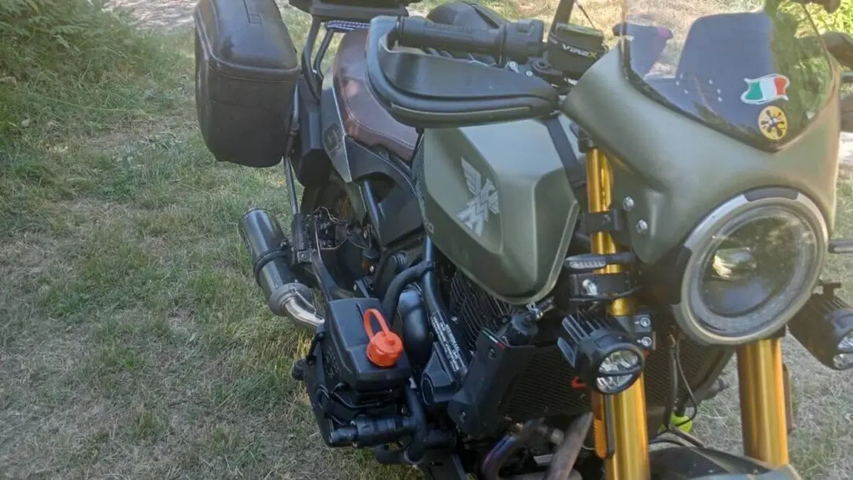 Moto Morini SEIEMMEZZO SCR (2022 - 26)  (2)
