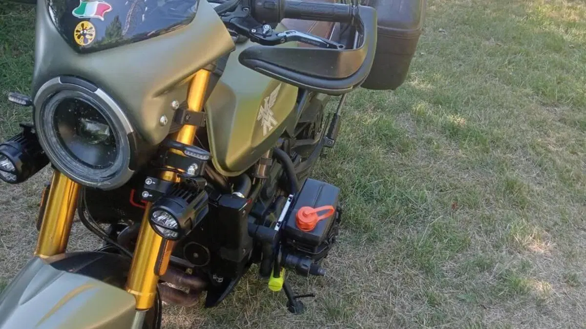 Moto Morini SEIEMMEZZO SCR (2022 - 26)  (3)
