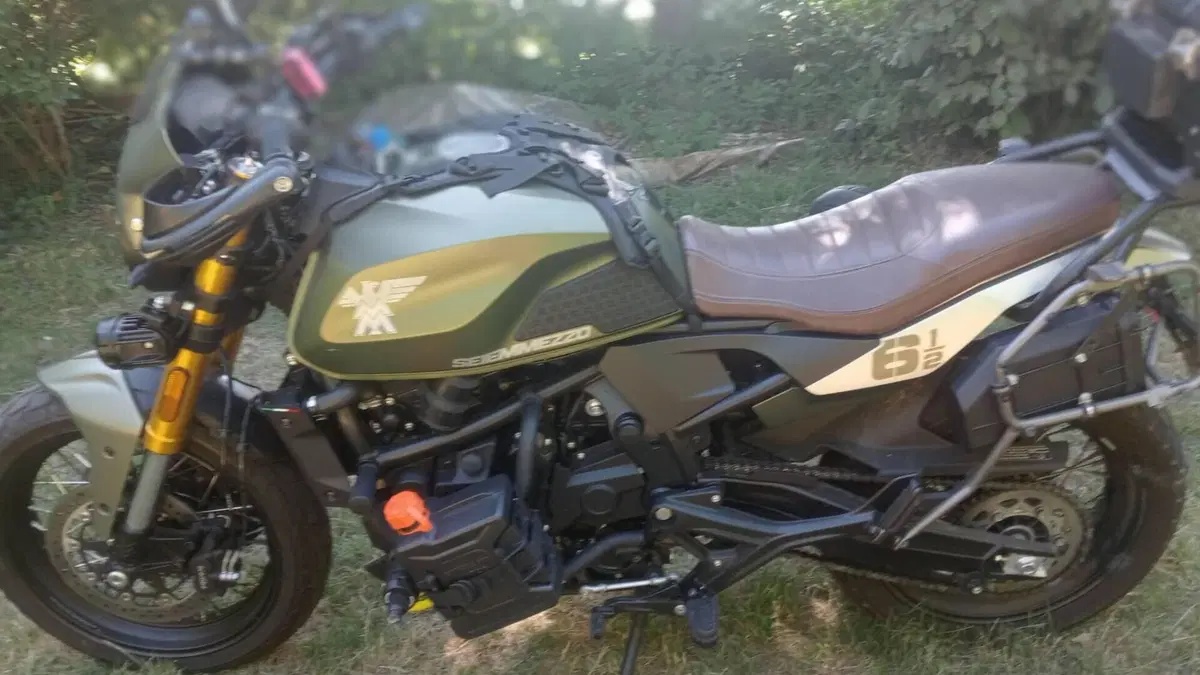 Moto Morini SEIEMMEZZO SCR (2022 - 26)  (7)