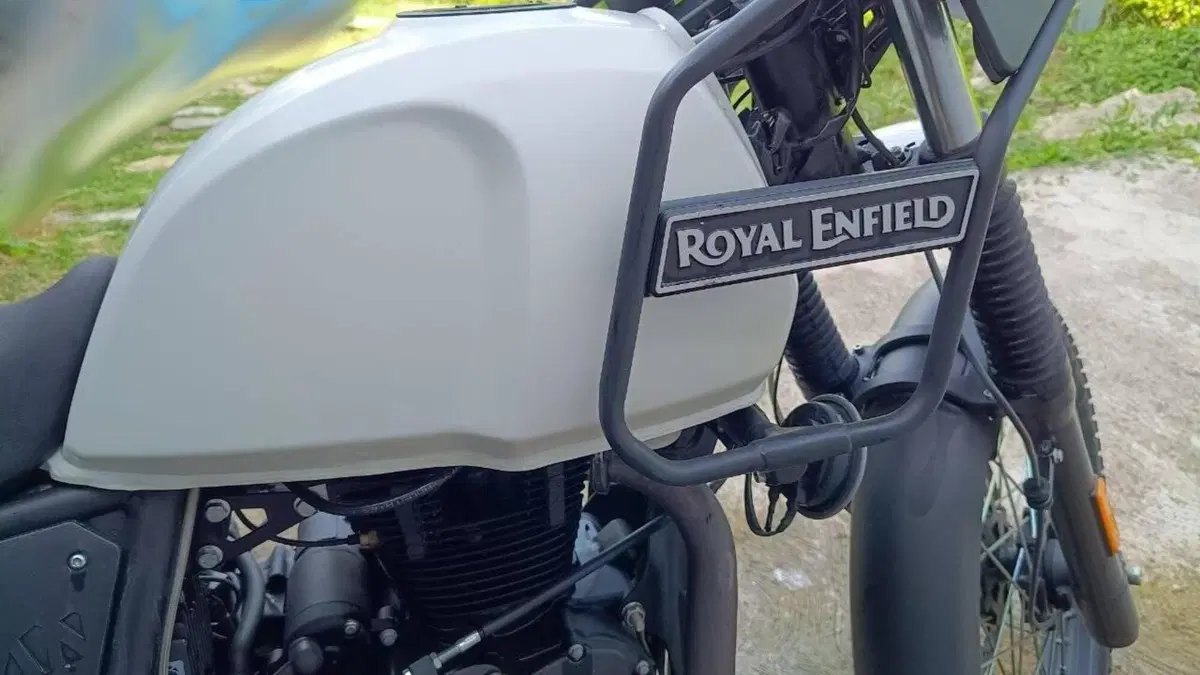Royal Enfield Himalayan 411 (2017 - 20)  (11)