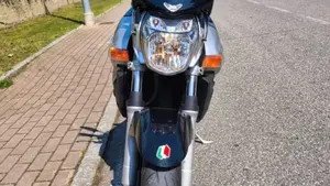 Suzuki GSR 600 (2006 - 11)  (2)