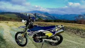 Husqvarna 701 Enduro (2023 - 25)  (3)