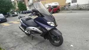 Yamaha T-Max 500 (2001 - 03)  (2)