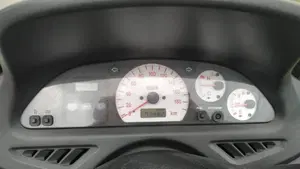 Yamaha T-Max 500 (2001 - 03)  (4)