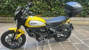 Ducati Scrambler 800 Icon Dark (2021 - 22) 