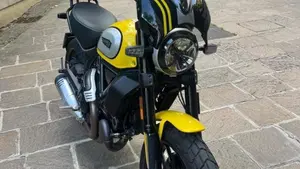 Ducati Scrambler 800 Icon Dark (2021 - 22)  (3)