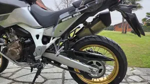 Honda Africa Twin CRF 1000L DCT (2018 - 19)  (7)