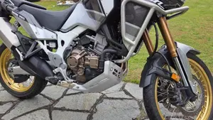 Honda Africa Twin CRF 1000L DCT (2018 - 19)  (11)