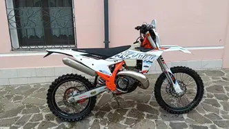 KTM 250 EXC TBI Six Days (2024) usata