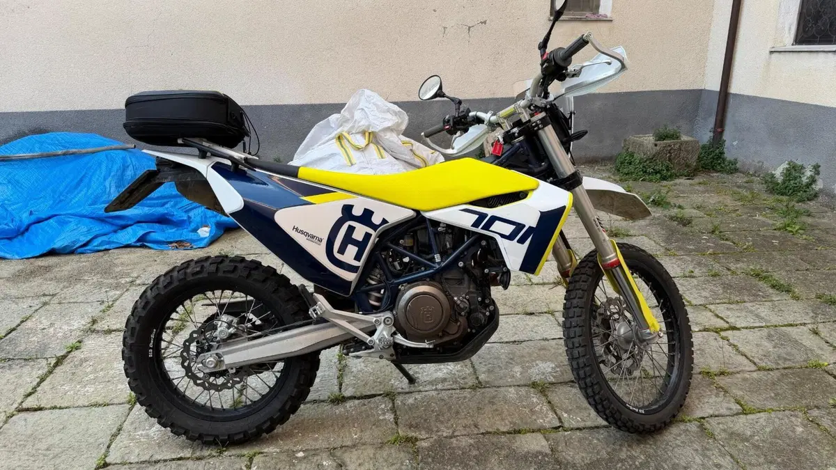 Husqvarna 701 Enduro (2021)  (9)