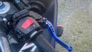 Yamaha YZF R6 (1999 - 00)  (11)