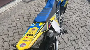 Valenti Racing SM 125 Z (2020 - 22)  (4)