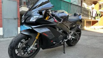 Aprilia RSV4 1100 Factory (2019 - 20) usata