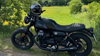 Moto Guzzi V7 Stone Centenario (2021 - 22) usata