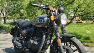 Royal Enfield HNTR 350 (2022 - 26)  (2)