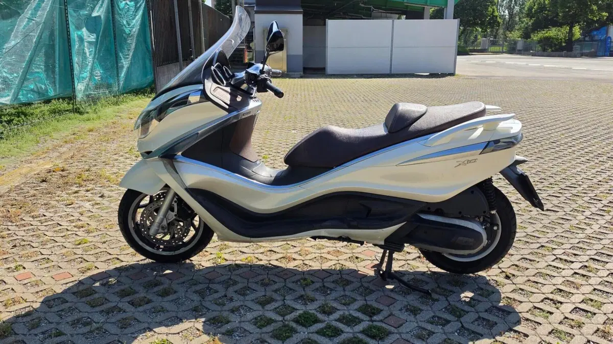 Piaggio X10 350 ie Executive (2011 - 17)  (7)