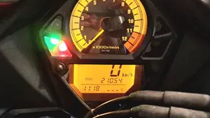Suzuki SV 650 S (2003 - 06)  (2)