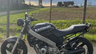 Kawasaki Ninja 250 ZZ-R epoca