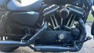Harley-Davidson 883 Iron (2009 - 11) - XL 883N  (3)