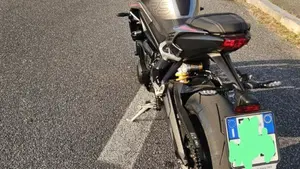 Triumph Street Triple 765 RS (2023 - 26)  (2)