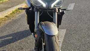 Triumph Street Triple 765 RS (2023 - 26)  (4)