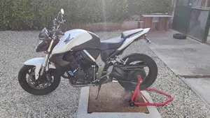 Honda CB 1000 R (2008 - 10)  (7)
