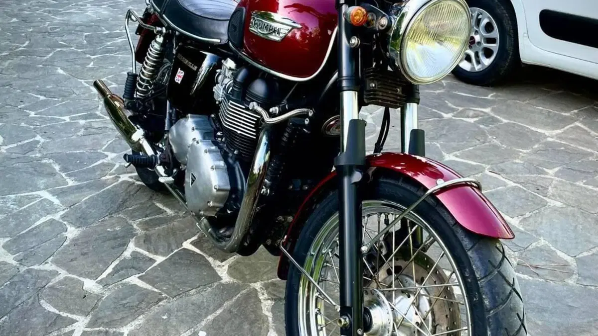 Triumph Bonneville (2007 - 16)  (4)