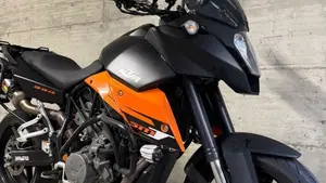 KTM 990 Supermoto T (2009 - 11)  (4)