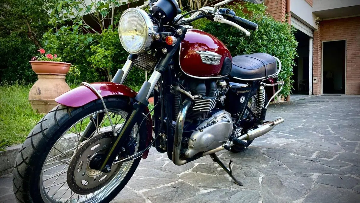 Triumph Bonneville (2007 - 16)  (6)