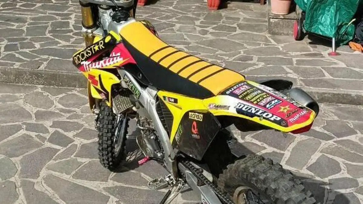 Suzuki RM-Z 250 (2011 - 2012)  (7)