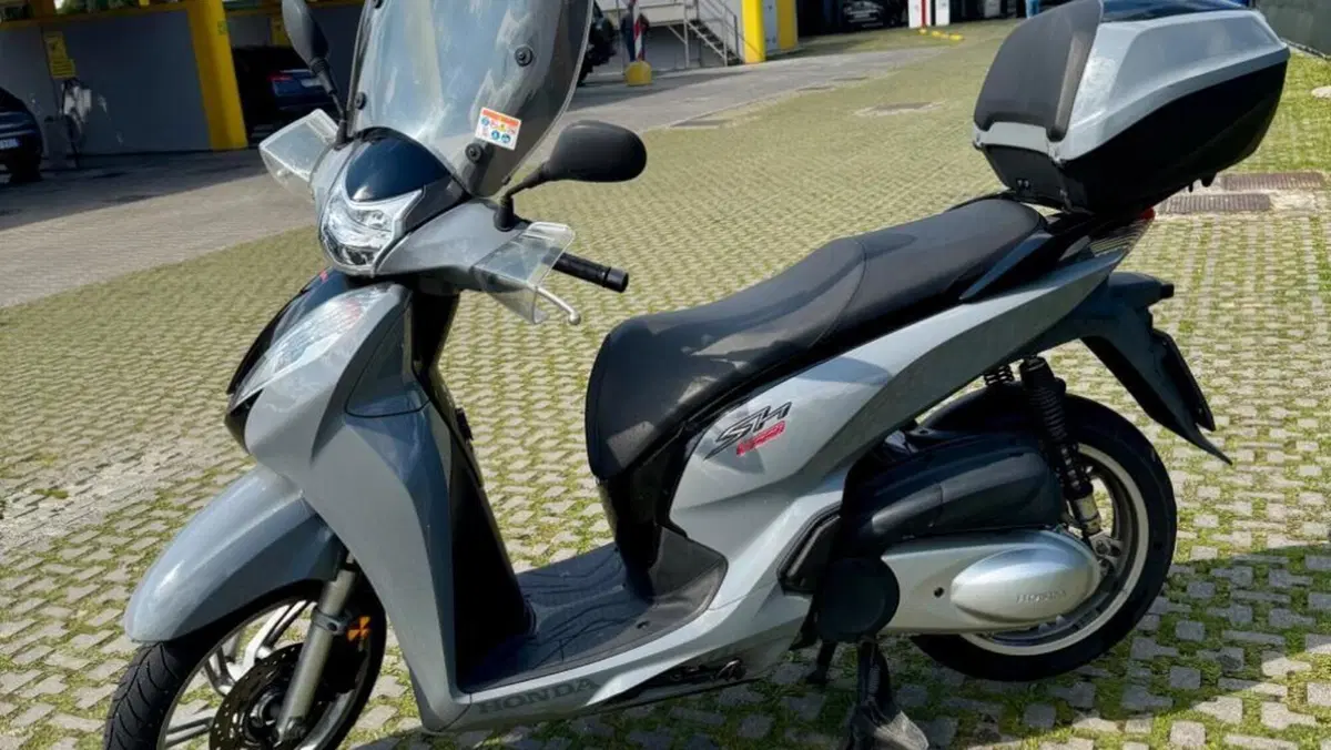 Honda SH 300 i Sport ABS (2018 - 20)  (2)