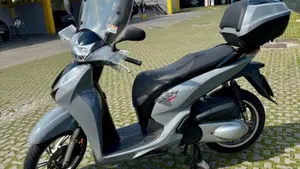 Honda SH 300 i Sport ABS (2018 - 20)  (2)