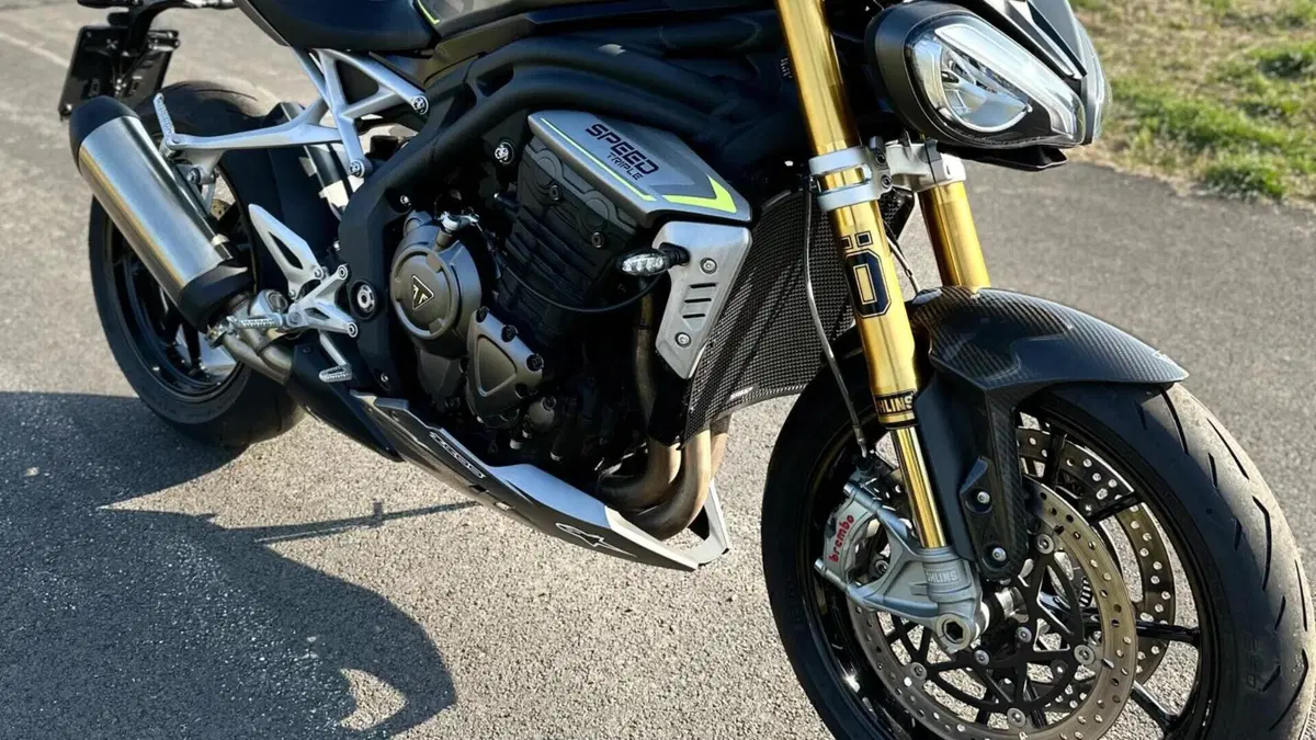Triumph Speed Triple 1200 RS (2021 - 24)  (3)