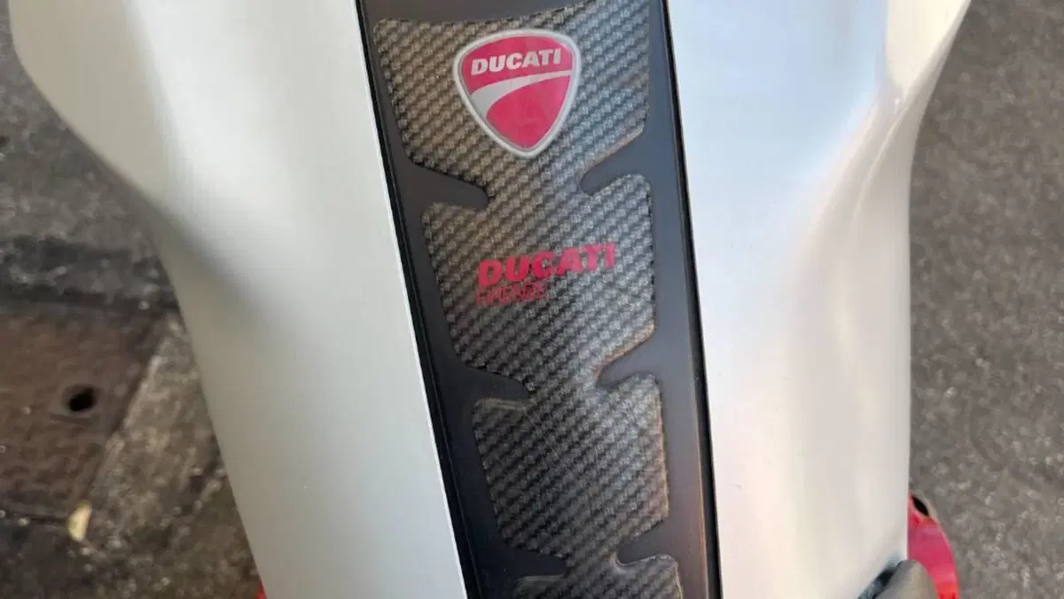 Ducati Monster 796 (2010 - 13)  (9)