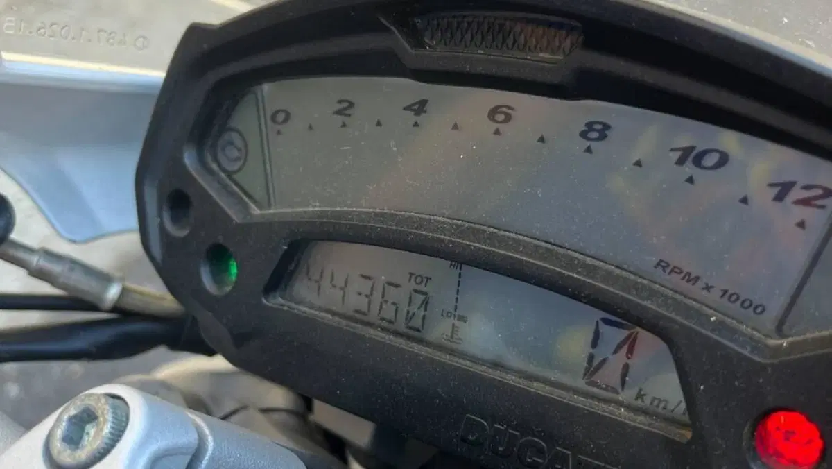 Ducati Monster 796 (2010 - 13)  (3)