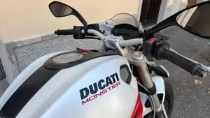 Ducati Monster 796 (2010 - 13)  (5)