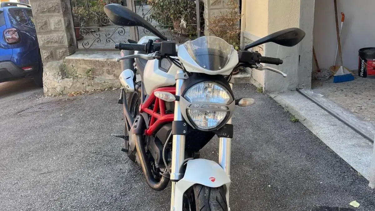 Ducati Monster 796 (2010 - 13)  (16)