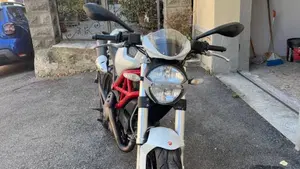 Ducati Monster 796 (2010 - 13)  (16)