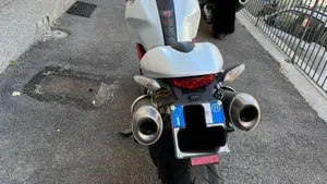 Ducati Monster 796 (2010 - 13)  (4)