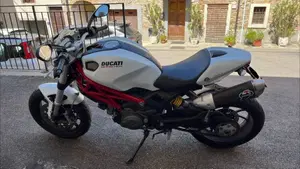 Ducati Monster 796 (2010 - 13) 