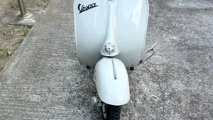 Vespa   (2)